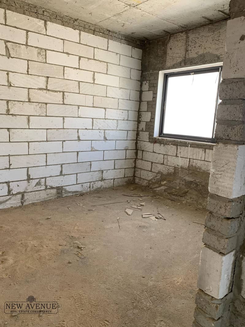 6 WhatsApp Image 2025-12-07 at 16.11. 27_cb6ba19c. jpg