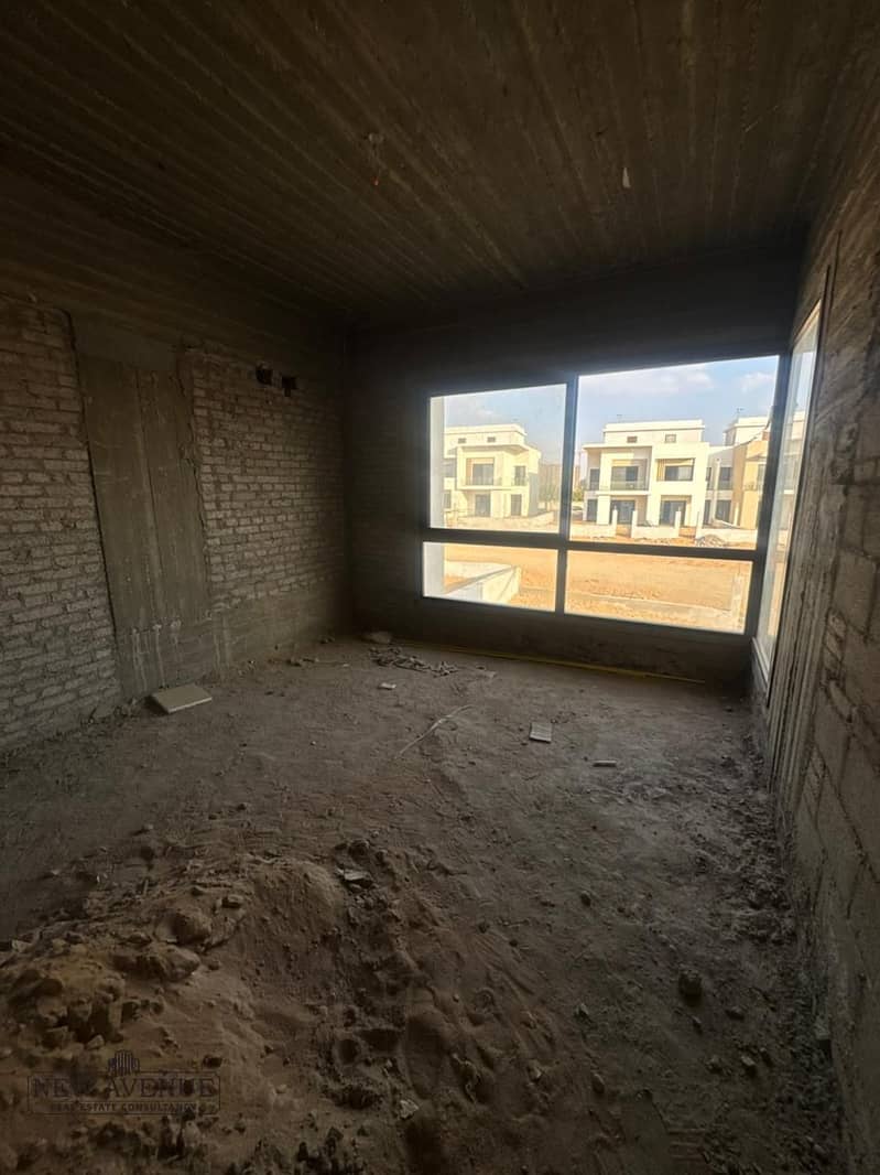 7 WhatsApp Image 2025-12-07 at 16.13. 32_2883a320. jpg