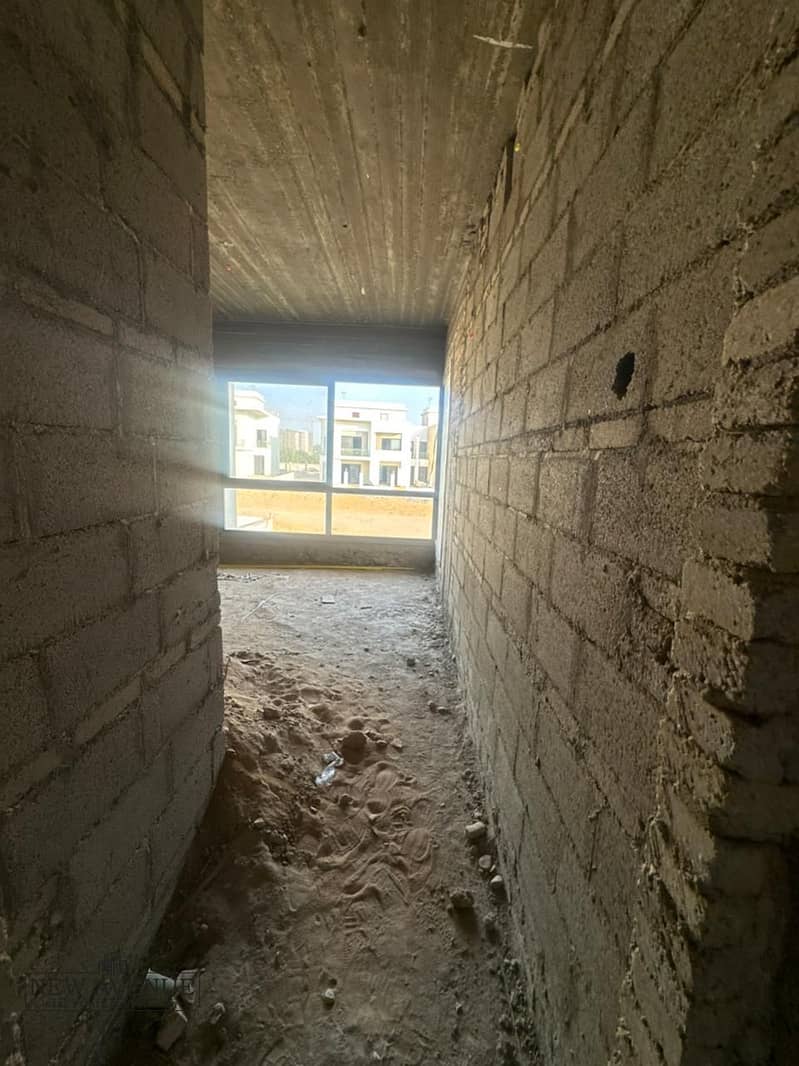 13 WhatsApp Image 2025-12-07 at 16.13. 35_7eb713f3. jpg