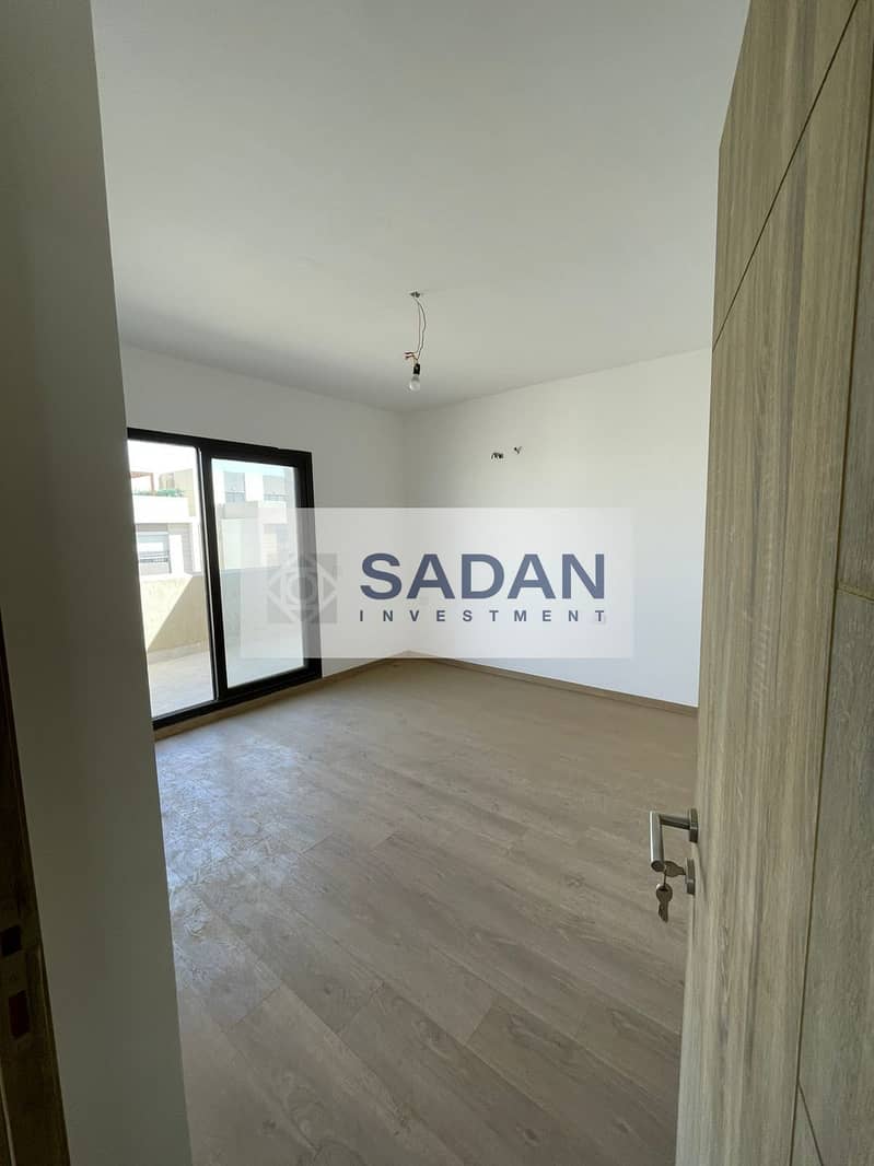 6 a1372eba-4821-42d4-89a2-e7d9311f4d53. jpeg