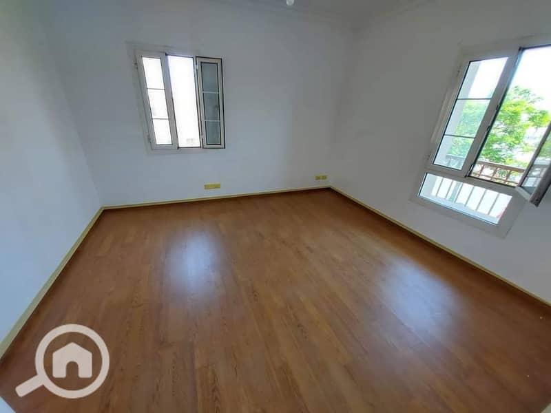 8 e271c386-31d1-4e28-bcff-96ad985648e2. jpg