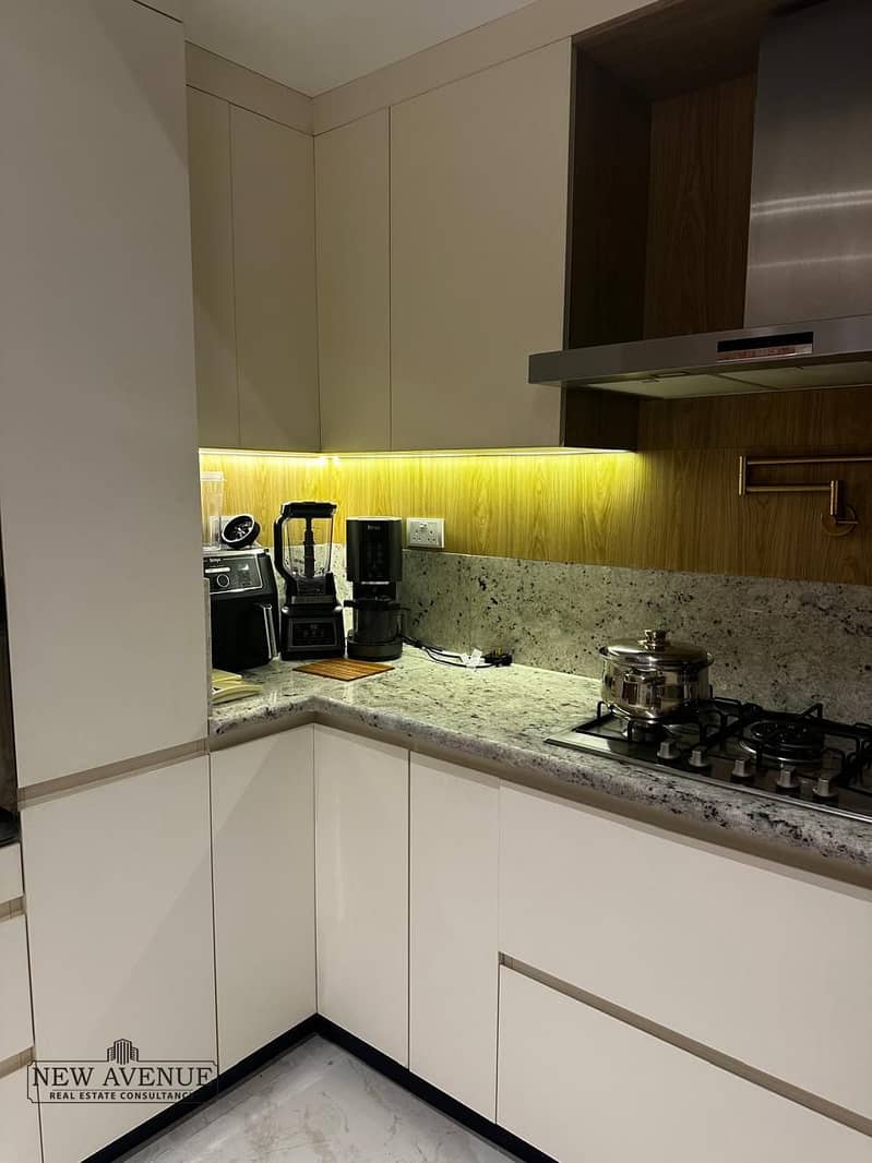 6 WhatsApp Image 2025-12-07 at 17.17. 17_b43f47cf. jpg