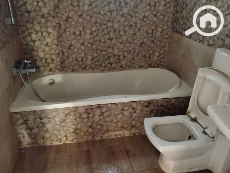 15 e580ad69-fdcb-44fe-98d1-c6ceedbb5b41. jpg