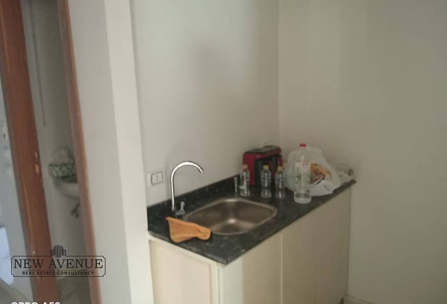 7 60f3e619-2f00-4a3d-9e6f-0212c9e26bde. jpg