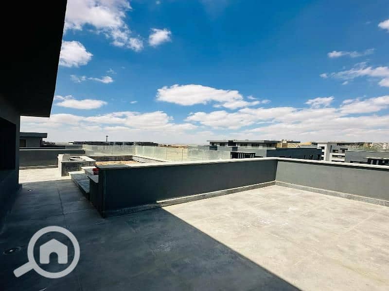 12 WhatsApp Image 2025-12-04 at 3.17. 32 AM. jpg