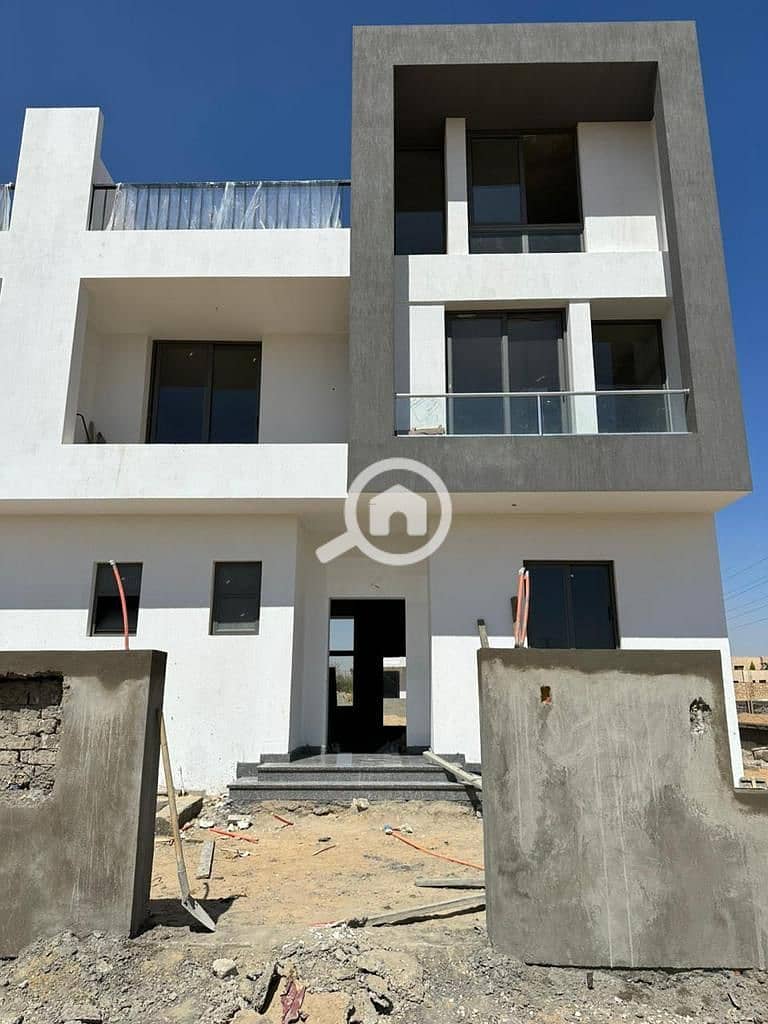 4 WhatsApp Image 2023-03-18 at 8.00. 06 PM (1). jpeg