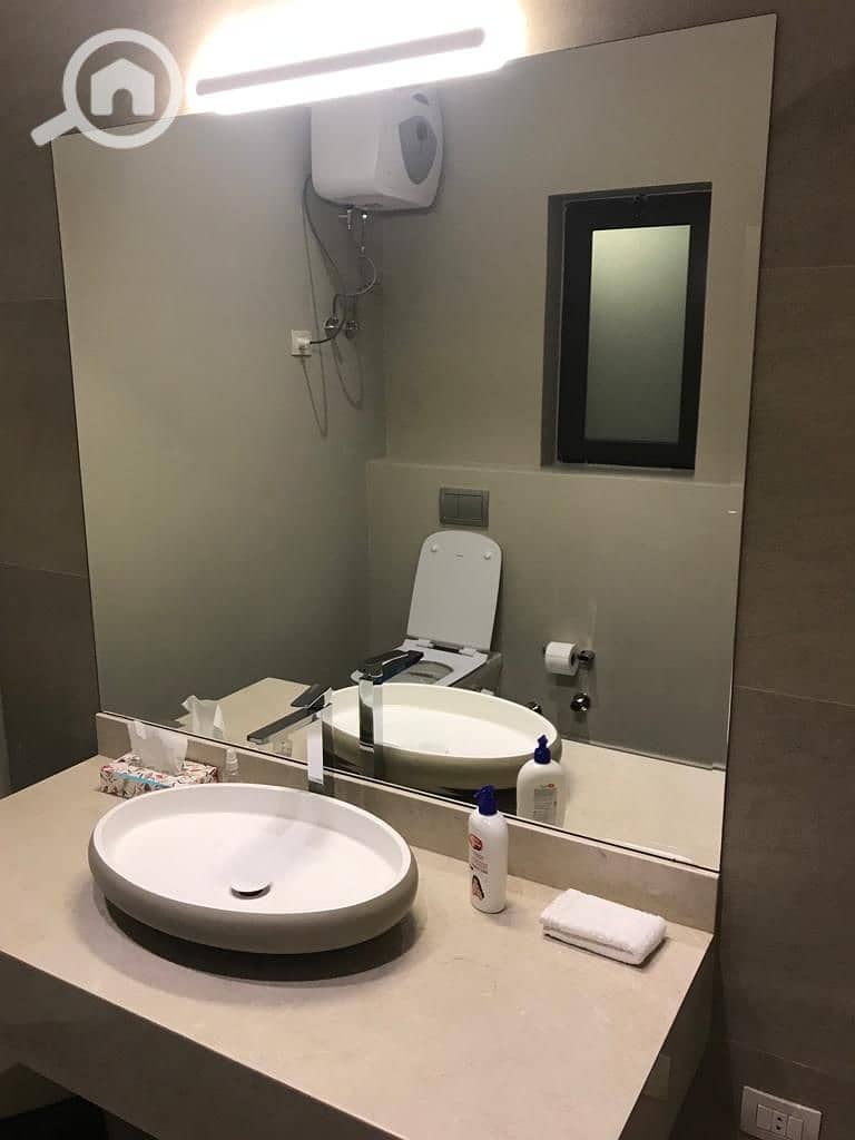 8 2a9787c7-4236-46ba-b522-0d864218f348. jpeg