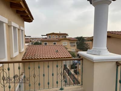 توين هاوس 5 غرف نوم للبيع في القاهرة الجديدة، القاهرة - 4. jpg توين هاوس 5 غرف نوم للبيع في القاهرة الجديدة، القاهرة - 4. jpg