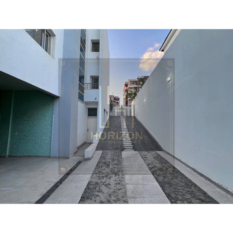 5 WhatsApp Image 2025-12-09 at 12.16. 50 PM. jpg