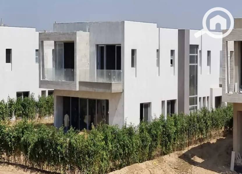 9 {EFC518EF-AD28-4180-BC2F-E431315620E0}. png