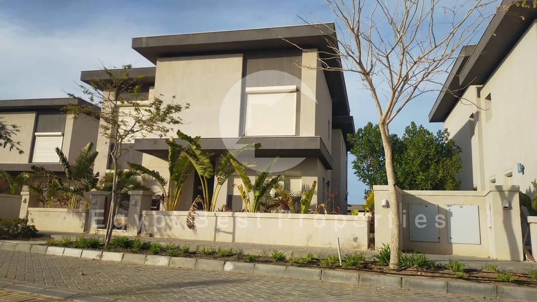 10 WhatsApp Image 2025-12-09 at 3.14. 35 PM. jpeg