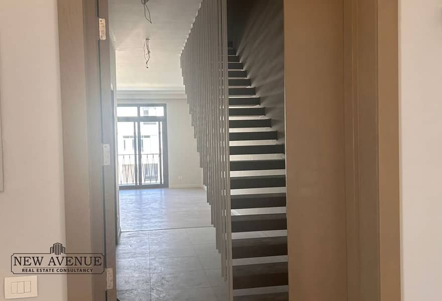 5 9275b16f-1d80-4580-a288-b6feaf88606c. jpg