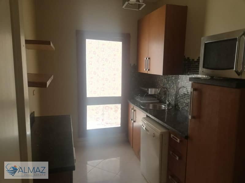 30 WhatsApp Image 2025-12-10 at 11.28. 30 AM. jpeg