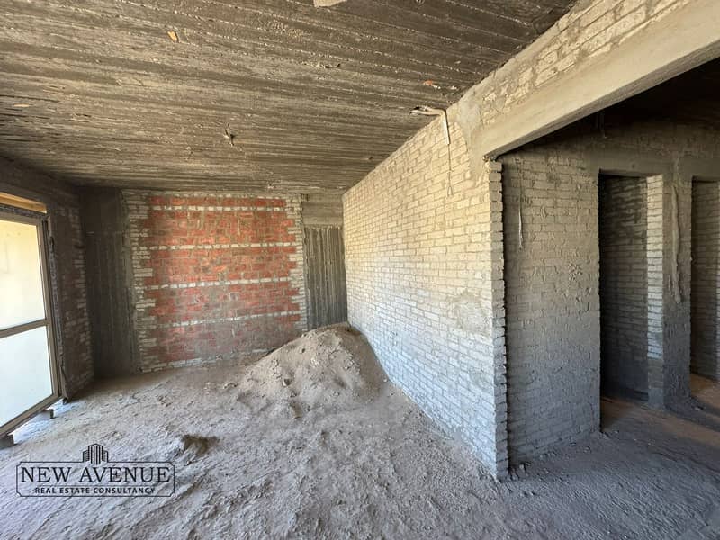 5 WhatsApp Image 2025-12-10 at 12.14. 58_a7895ee4. jpg