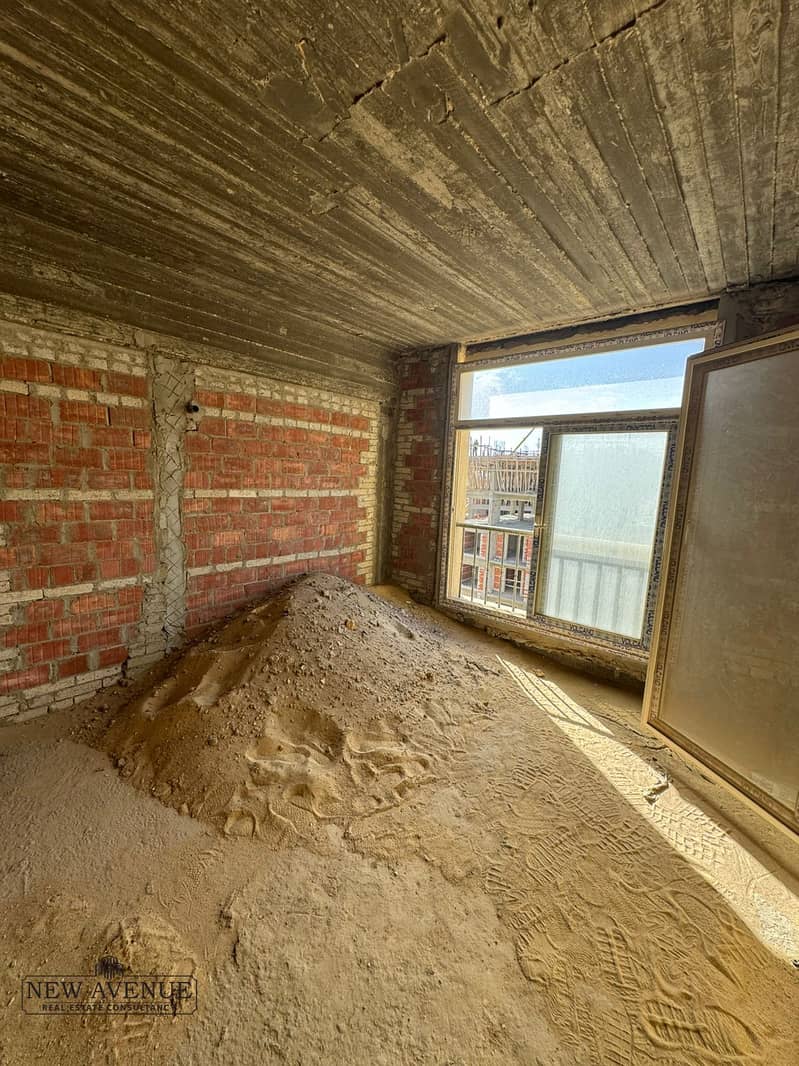 6 WhatsApp Image 2025-12-10 at 12.14. 58_51782d8f. jpg