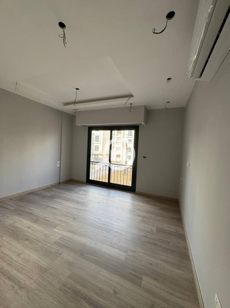 7 WhatsApp Image 2025-12-10 at 12.00. 51_3396a5a4. jpg