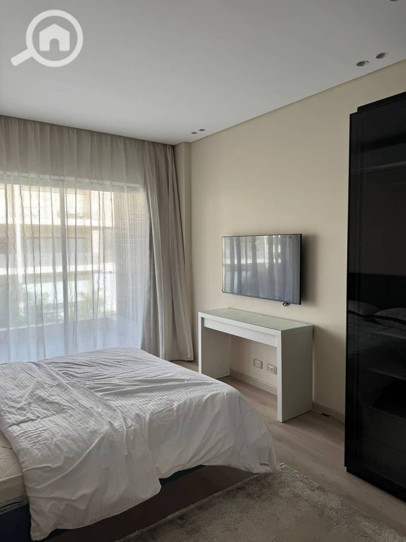 4 41efee14-ff57-42b7-ba9f-a311727201e3. jpeg