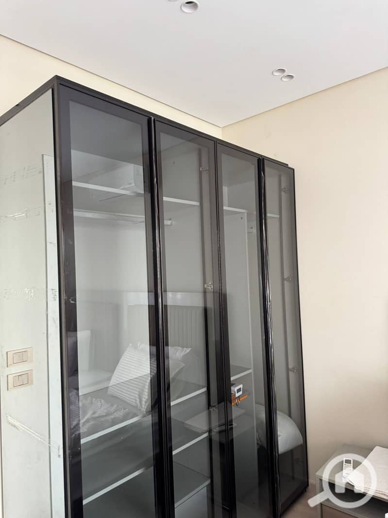 6 1d50f204-40c7-4345-a5cb-758087abf4dc. jpeg