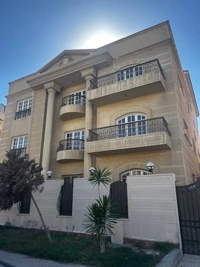 3 Bedroom Villa for Sale in New Cairo, Cairo - WhatsApp Image 2025-12-09 at 1.13. 26 PM (1). jpeg