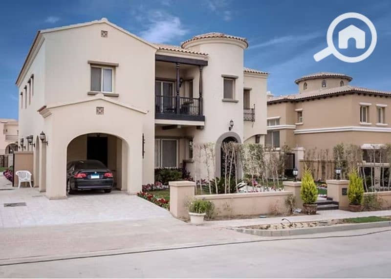 3 8994b1_7a7ebae7fe01424fa65ae28d87ebe8ff~mv2. jpg