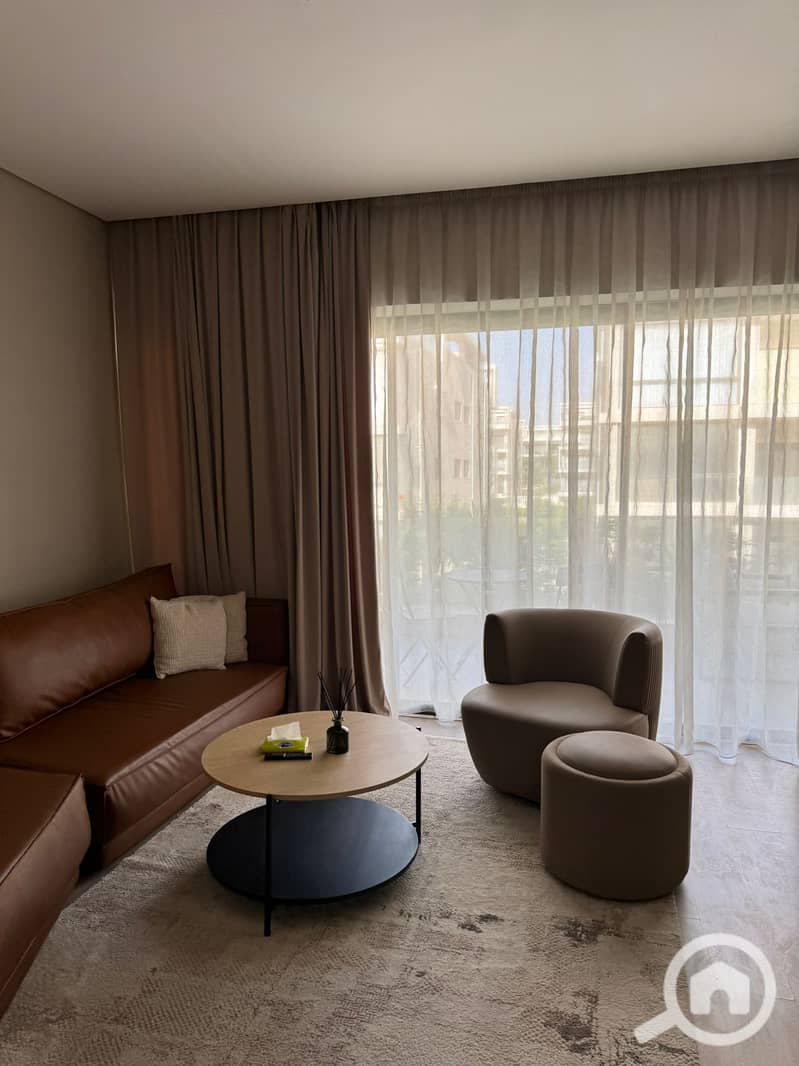 6 74d61edf-174e-48c4-9c20-3c6a6778d29a. jpeg