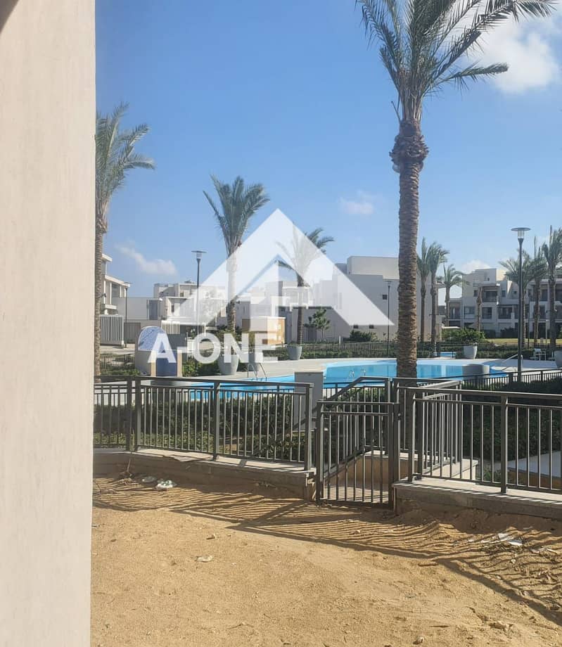 4 98113ad5-d29a-4443-8ccf-343c0187d2c4. jpg