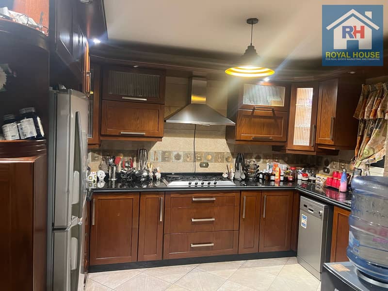 10 629e8d97-ac34-49b4-8b9e-321754e453be. jpeg