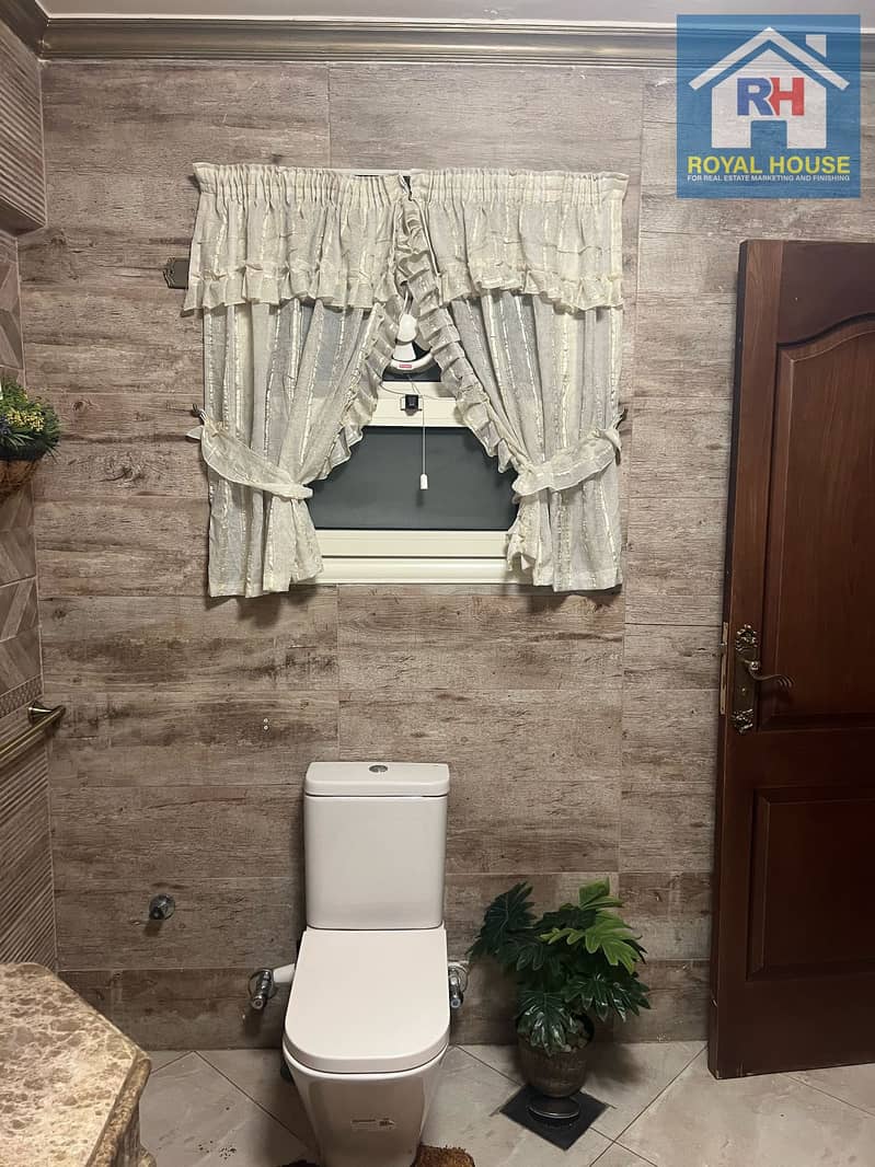 13 2418135e-2059-4a74-b14e-3af1a28b72b5. jpeg