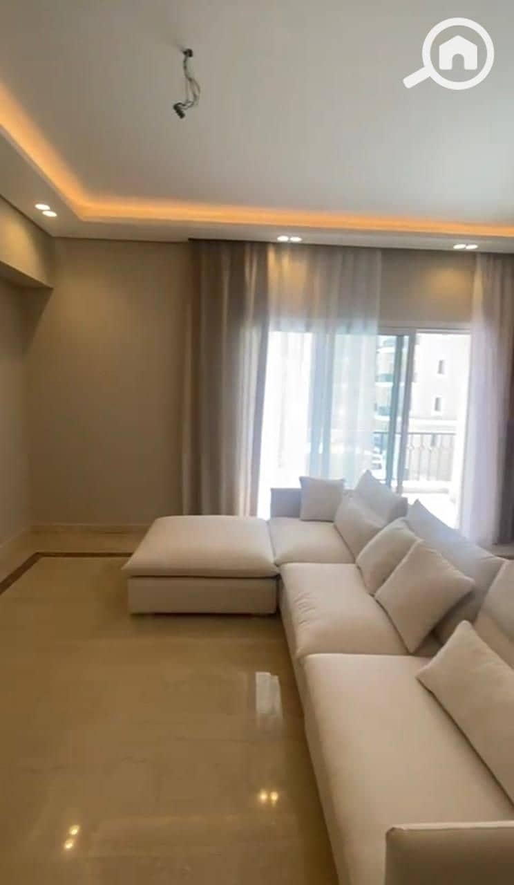 2 3f35412f-ff0c-4925-b97f-559e49d339a4. jpeg