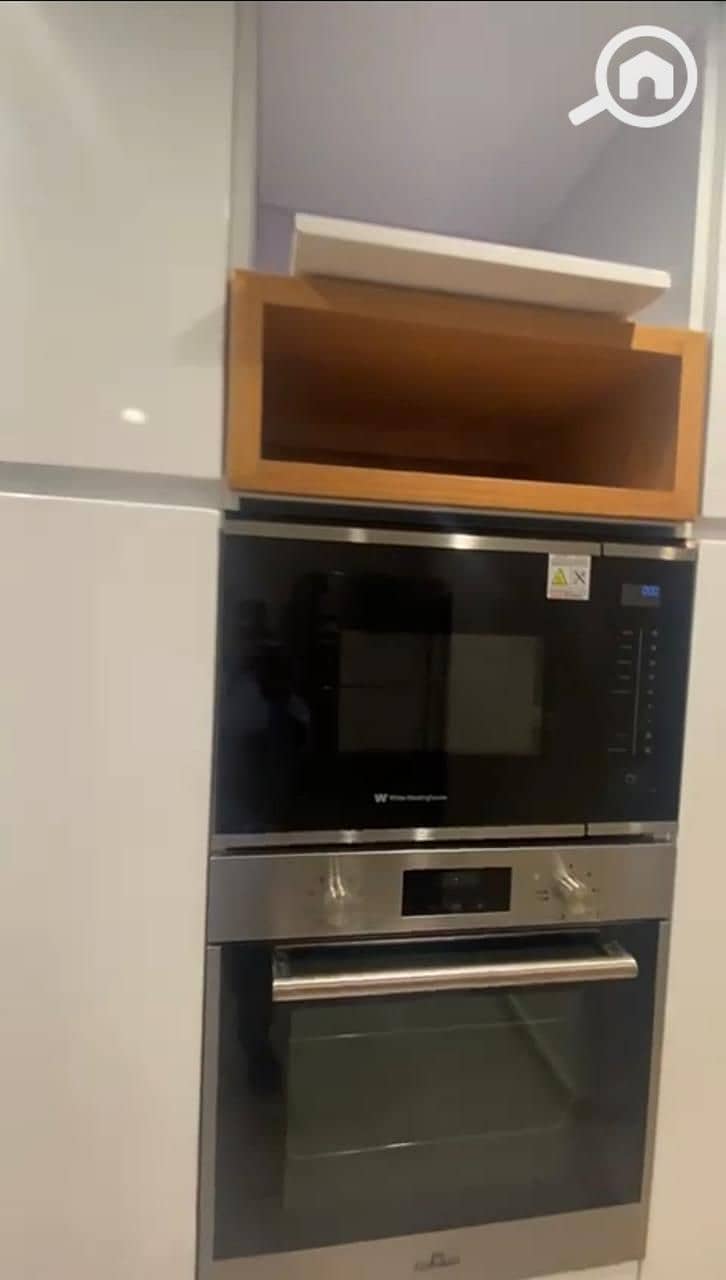 12 f847f670-ebc3-4a64-99b5-1da6e64f0c8c. jpeg