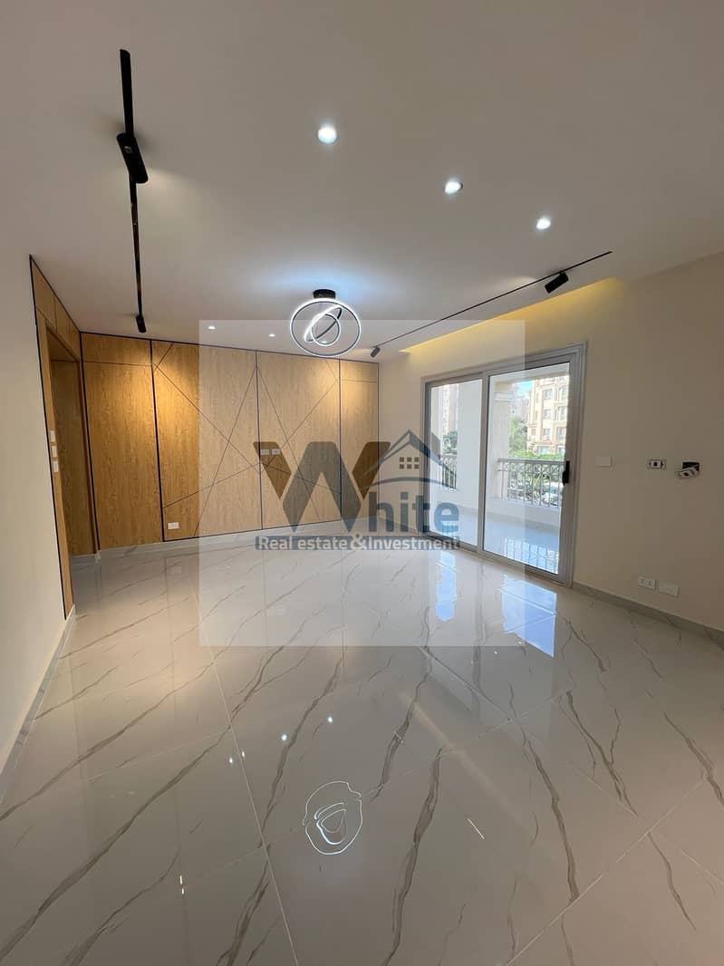 3 e969619a-bbf2-4d85-bb8d-c62e6af59bf0. jpeg