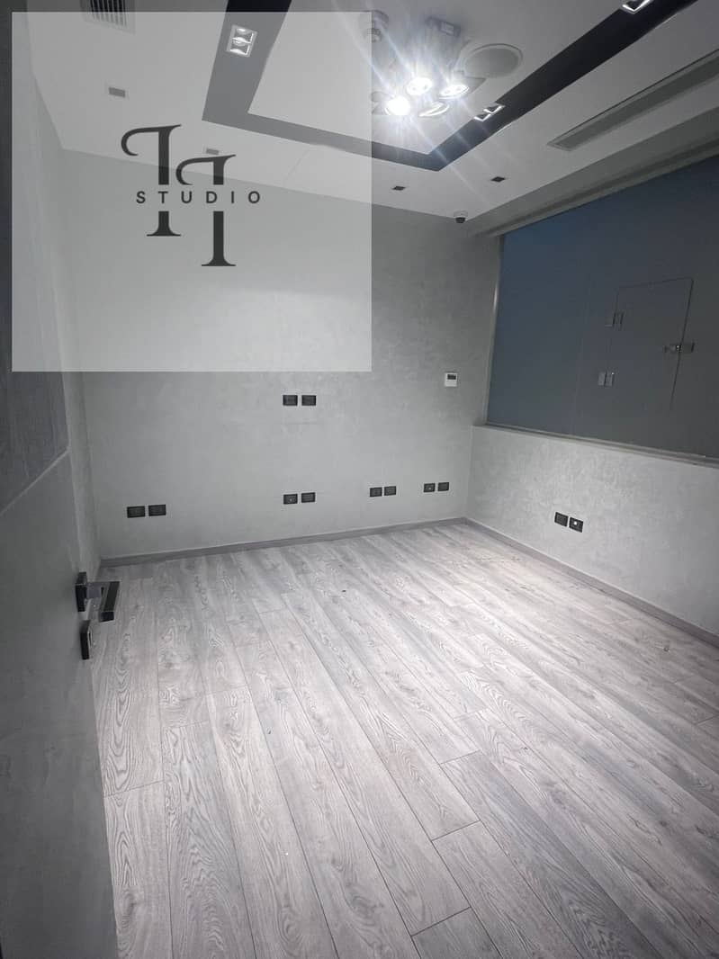 9 WhatsApp Image 2025-12-09 at 1.15. 21 PM (2). jpeg