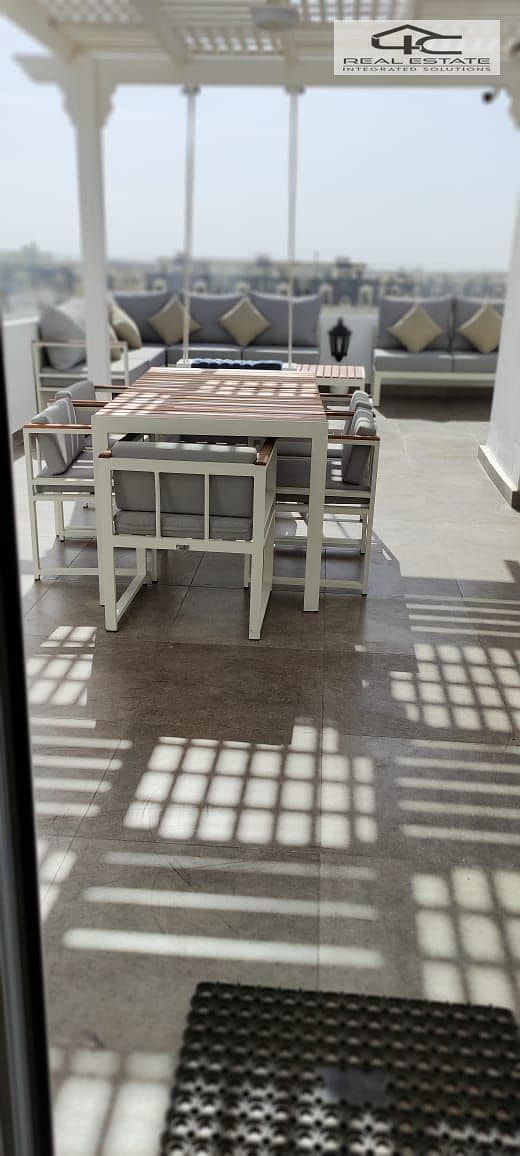 10 WhatsApp Image 2025-12-08 at 13.49. 09 (1). jpeg