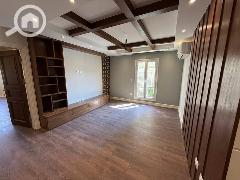 4 f0176fd9-b9a4-4728-9134-08589fc76ecd. jpeg