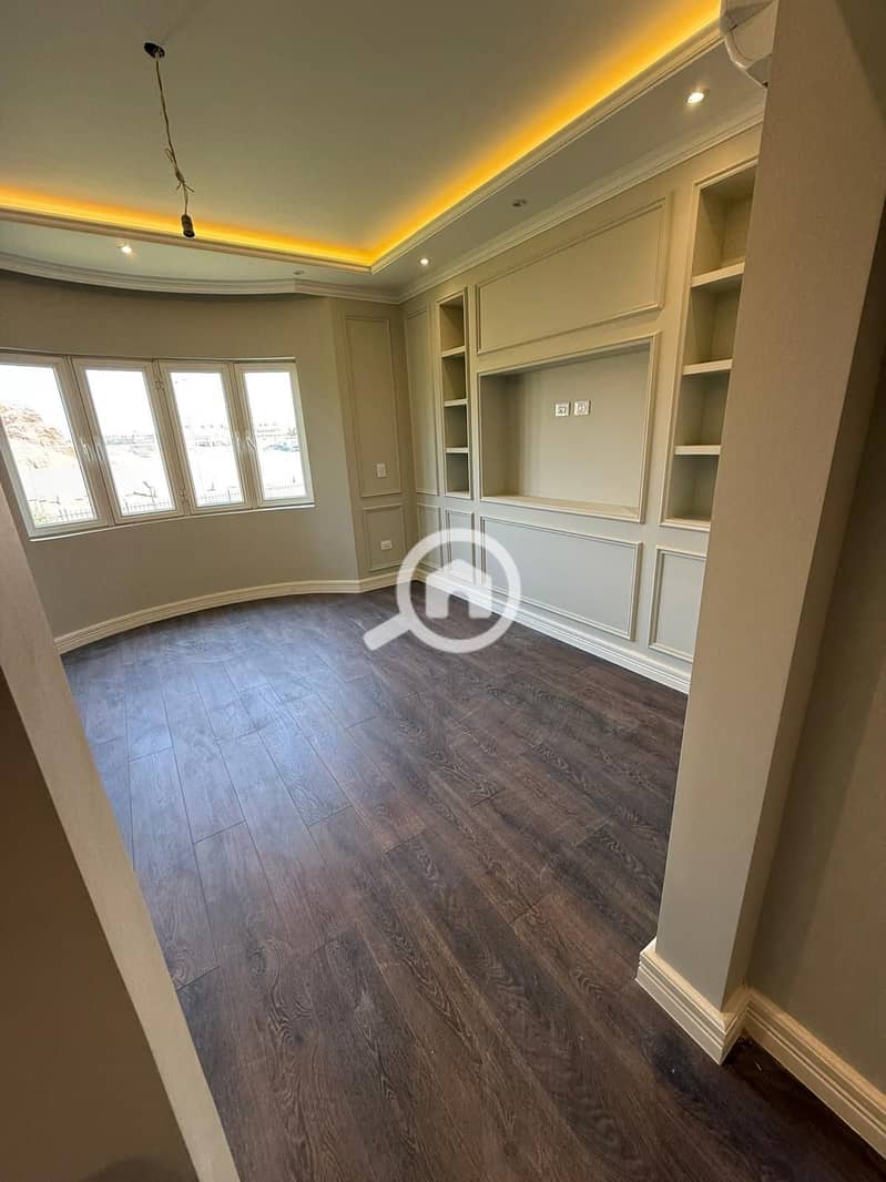 8 f7ec103b-8e6c-4e5c-903d-22b93c1697f9. jpeg