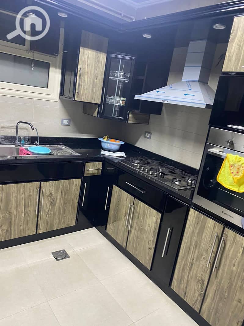 8 a05cab83-9e3f-4606-a793-5660a2d133e2. jpg