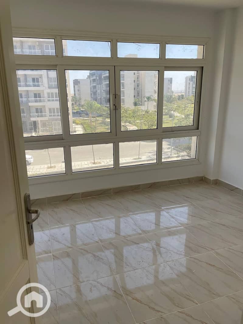 3 d559720d-fde6-4152-bfd5-4e211cce8554. jpg