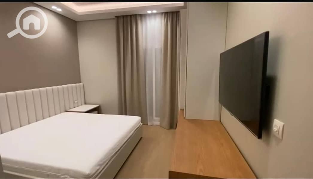 8 e093aa50-7d9b-49bc-b014-1776c96eaae0. jpeg