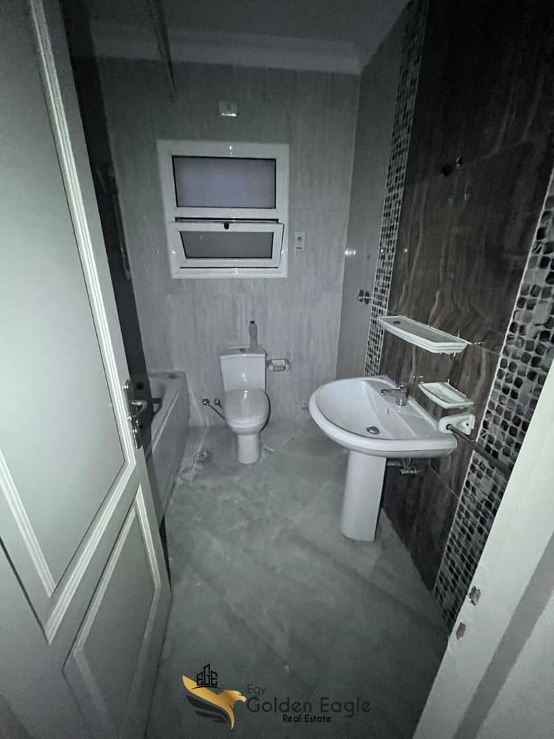 8 IMG-20251210-WA0052. jpg