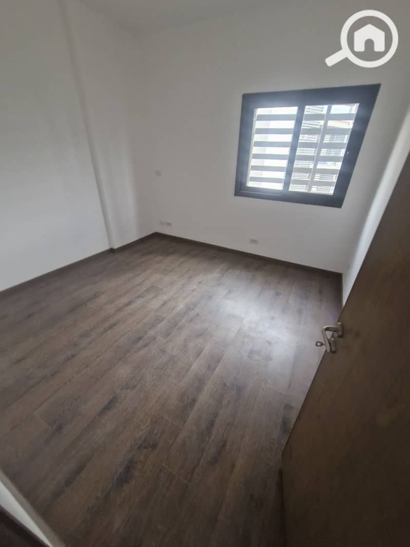 2 0ca44a68-a4df-47c6-b960-ea47878a2c39. jpg