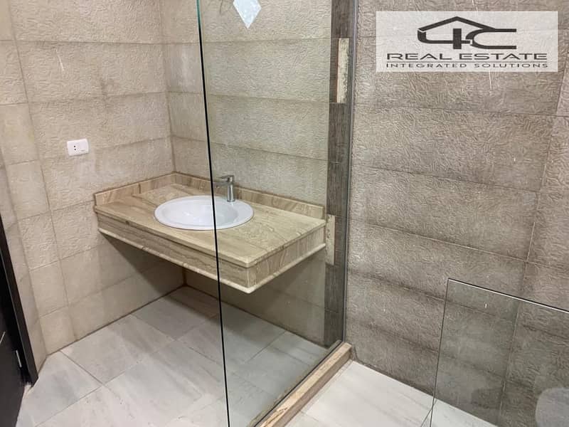 9 WhatsApp Image 2025-12-08 at 13.47. 56. jpeg