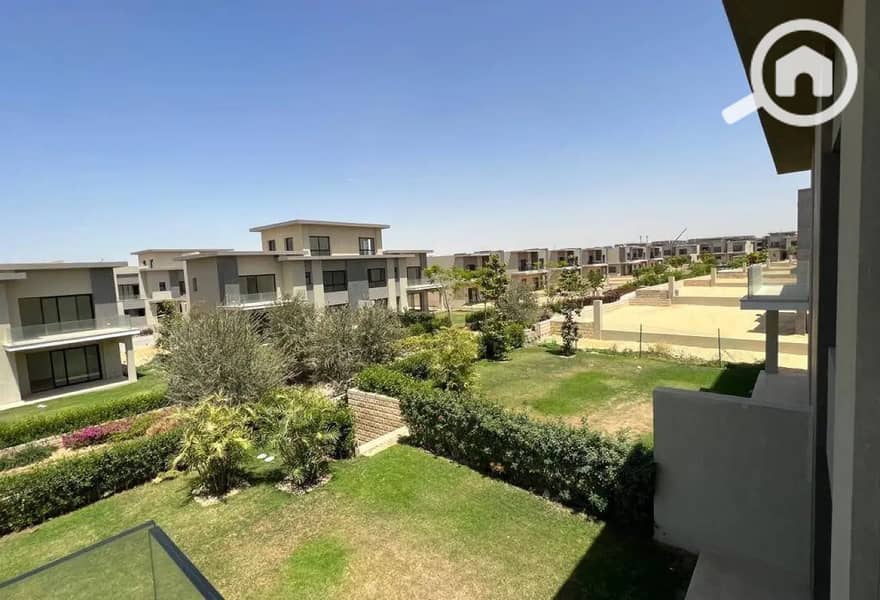 2 7832746-40c70o. jpg