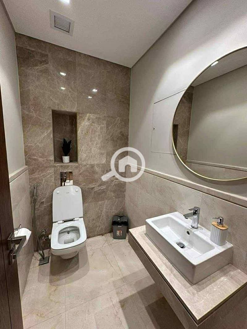 6 8e244b45-80c3-498f-9d88-e630614fea58. jpg