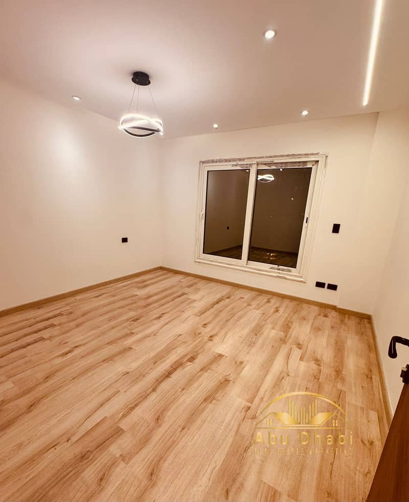 7 WhatsApp Image 2025-12-10 at 1.07. 40 PM. jpeg