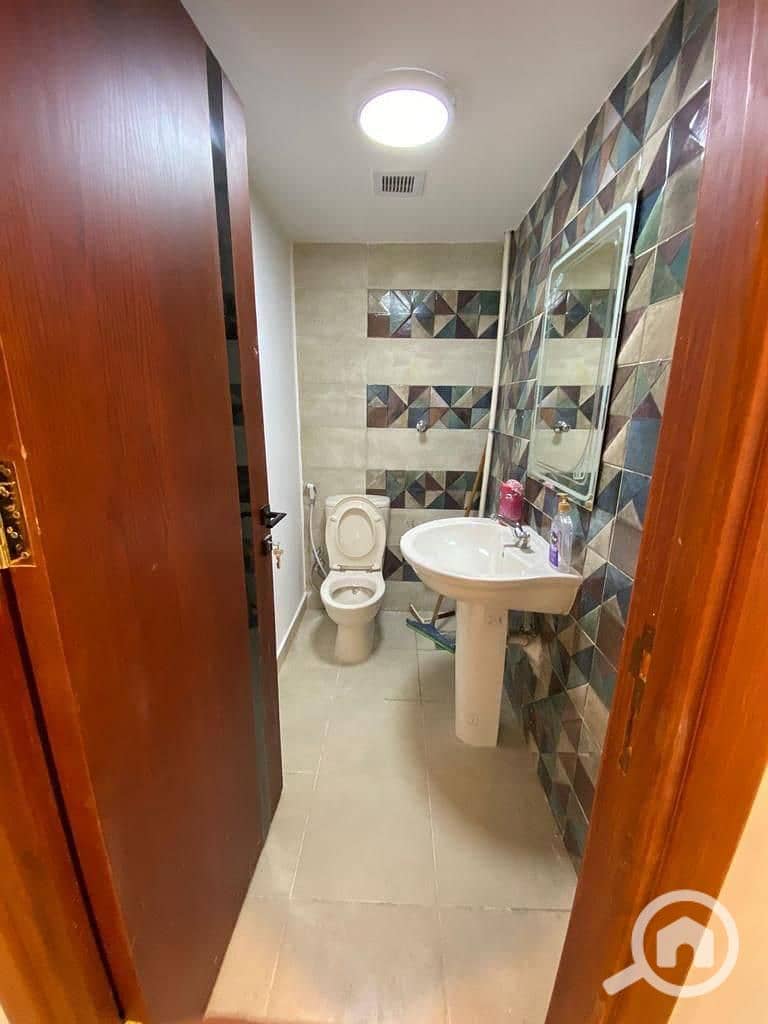 3 81163586-1c5c-4d87-8f2f-1215954c5d18. jpeg