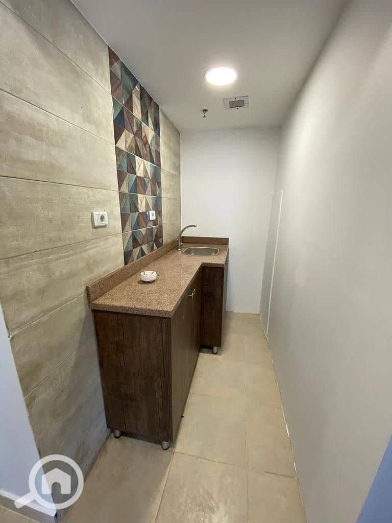 7 5dc3ac51-31a0-4ccf-ad34-7ac25d02673b. jpeg