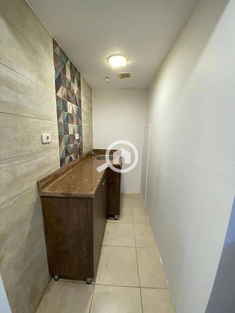 9 54837825-de40-4fe6-a9df-c60537226b7c. jpeg