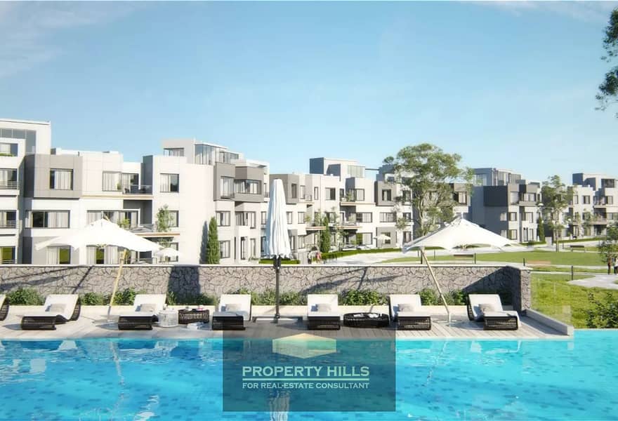 20 Swimming pool in kayan Compound. jpg