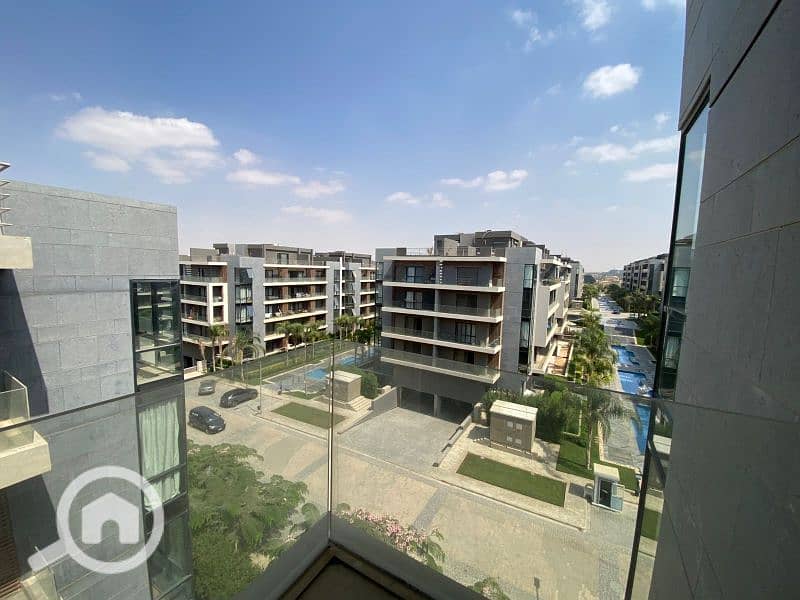 6 WhatsApp Image 2025-12-09 at 22.52. 24_9871e46f. jpg