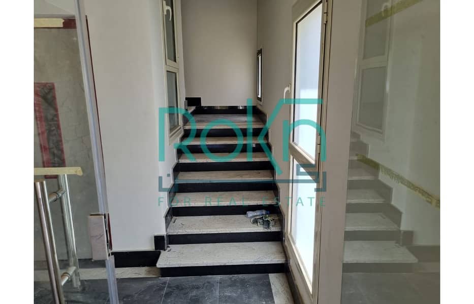 4 WhatsApp Image 2025-11-11 at 1.37. 15 PM (3). jpg